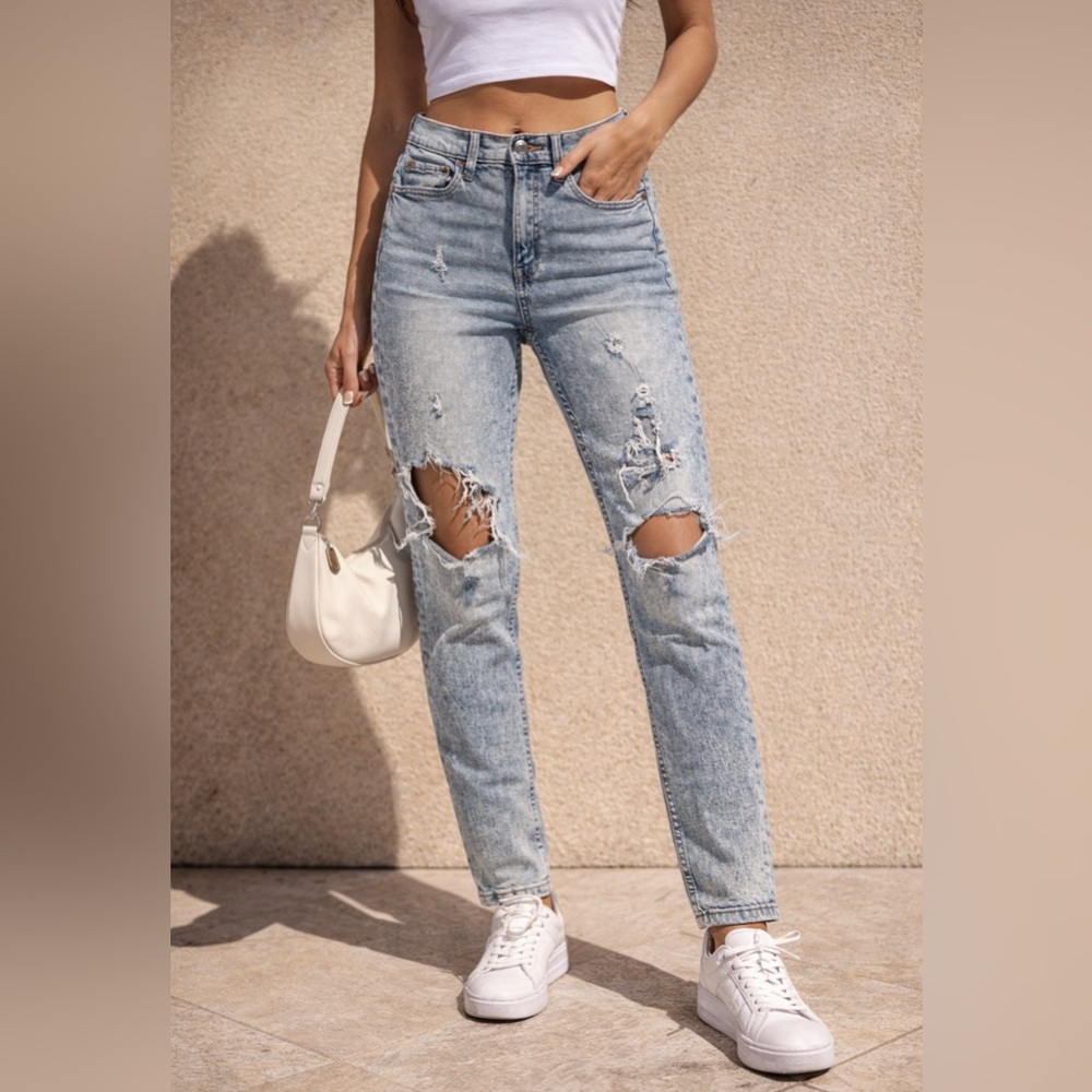 Aeropostale Light Blue Distressed Skinny Jeans